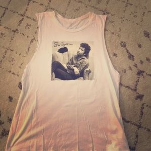 Vintage style Bob Dylan tank! 💙